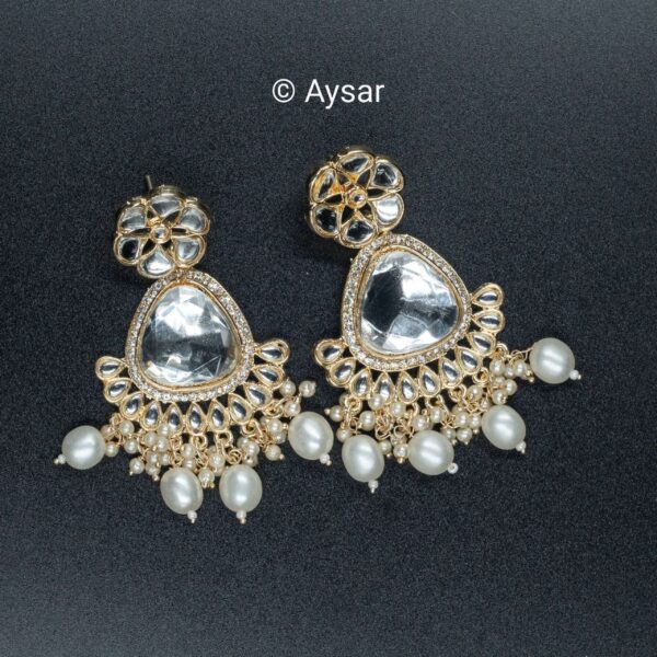 kundan with pearls earrings - Image 2