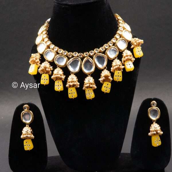 Bridal kundan choker set with jhumka and Tanjore beads earrings haldi yellow colour - Image 3