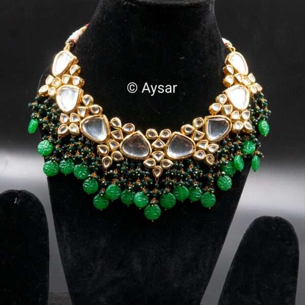 Bridal kundan set with small beads along with earrings and maang teeka big size dark green colour - Image 4