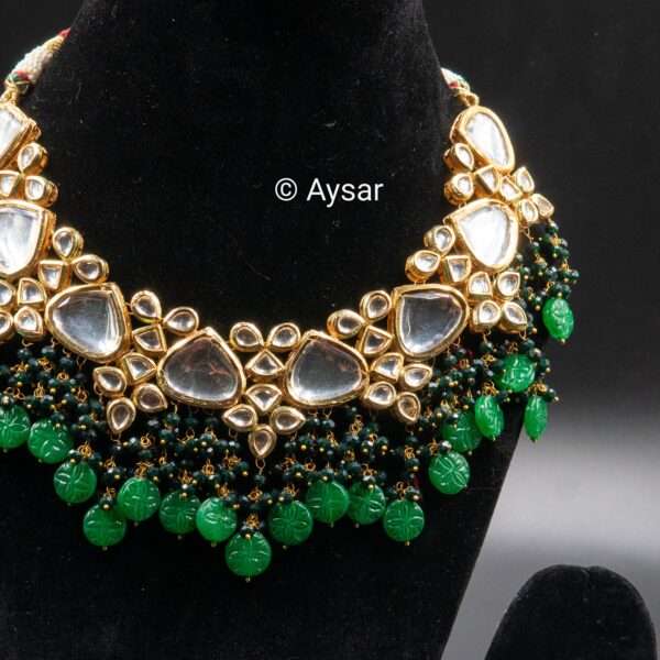 Bridal kundan set with small beads along with earrings and maang teeka big size dark green colour - Image 2