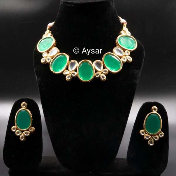 kundan choker with earrings dark green - Image 5