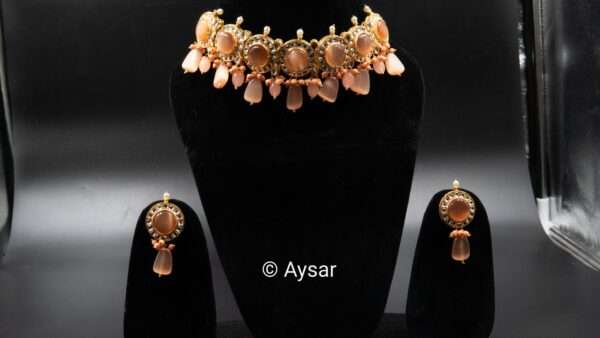 Monalisa stone kundan choker set with earrings orange peach - Image 3