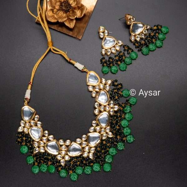 Bridal kundan set with small beads along with earrings and maang teeka big size dark green colour - Image 5