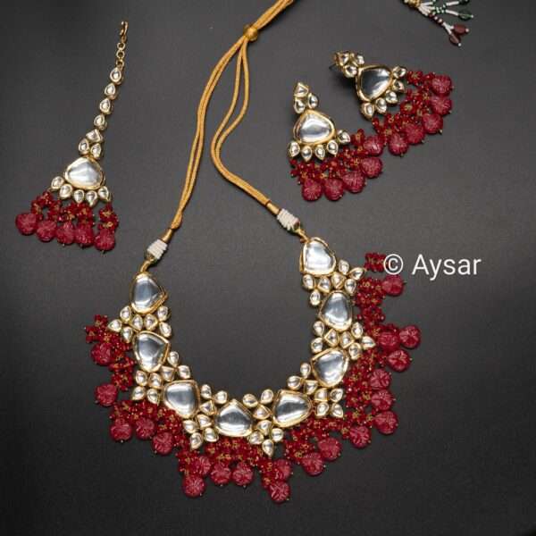 Bridal kundan set with red small cheer beads with earrings and maang tikka dark red colour - Image 5