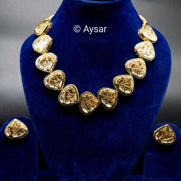 kundan choker single layer with studs gold pleated - Image 2