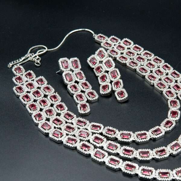 NECKLACE AD RED OPERA - Image 2